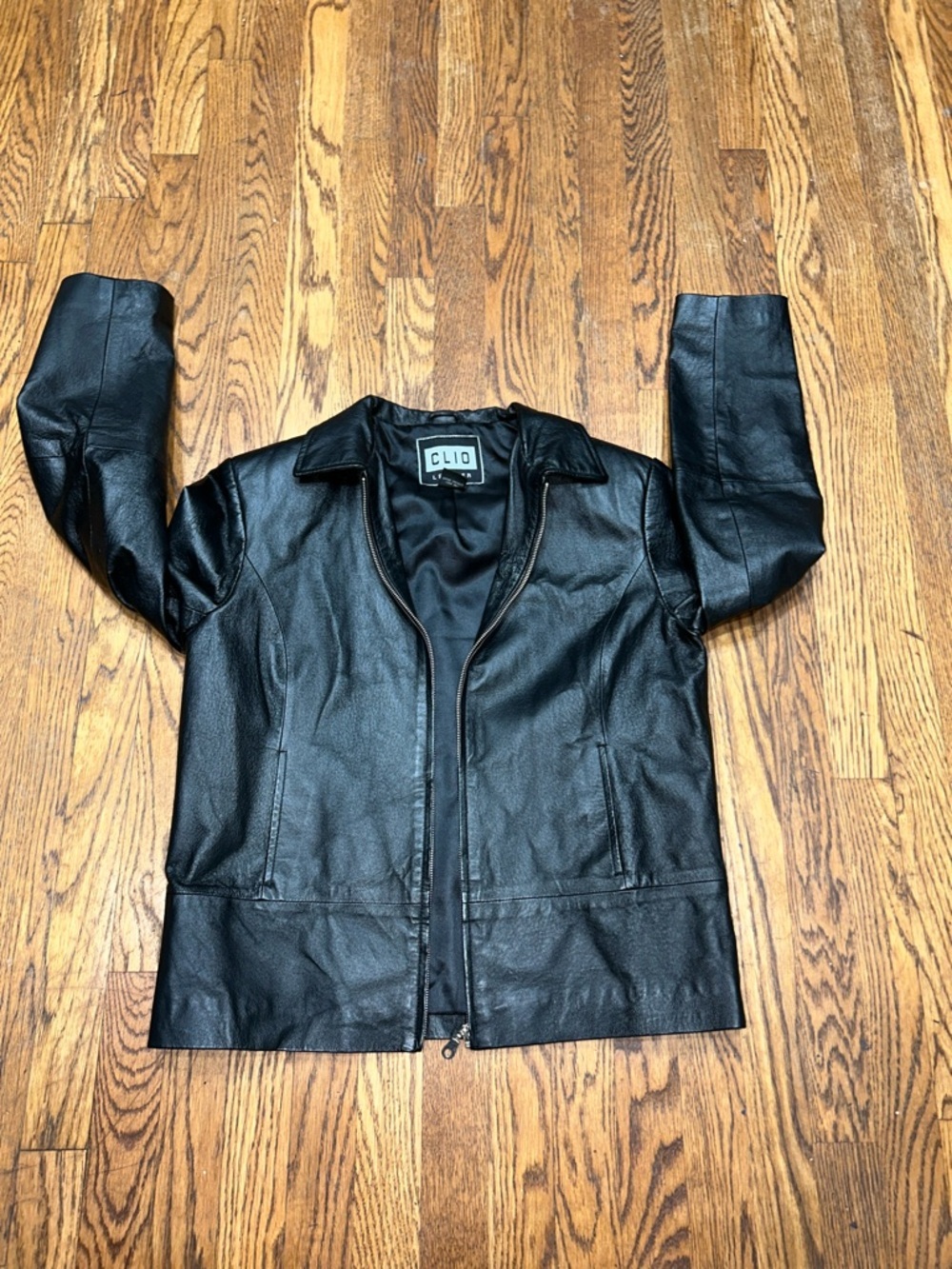 Clio Women’s Black Leather Bomber Jacket with Zip Front - Picture 9 of 11